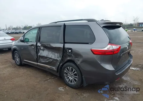2018 Toyota Sienna Xle Premium 8 Passenger z USA, uszkodzony, nr VIN 5TDYZ3DC9JS941296
